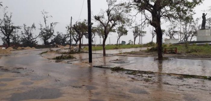 El ciclón tropical Idai azotó la ciudad costera de Beira en Mozambique con vientos de hasta 200 km por hora y lluvias intensas el 14 de marzo.MSF