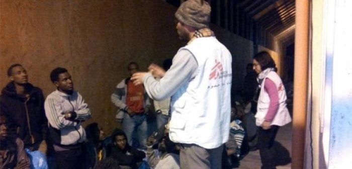 Personal de MSF atiende a los migrantes llegados a Pozzallo el pasado domingo © MSFMSF