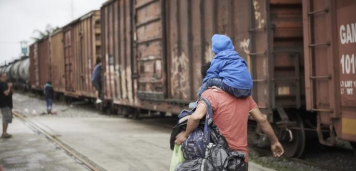 Los equipos de MSF han visto un aumento general en el número de mujeres, niños y familias enteras que viajan hacia el norte.Arlette Blanco/MSF
