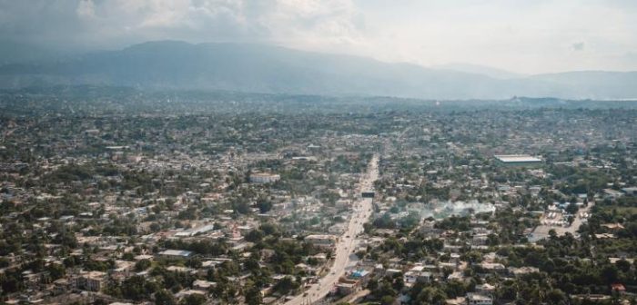 Vista aérea de Puerto Príncipe: Avenida Gerard Teodard.Pierre Fromentin/MSF