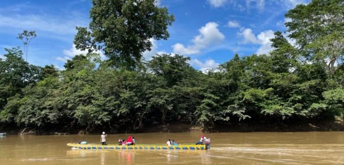 Algunas personas migrantes pagan entre 200 y 700 dólares para ser guiadas a través del Darién. Santiago Valenzuela/MSF.