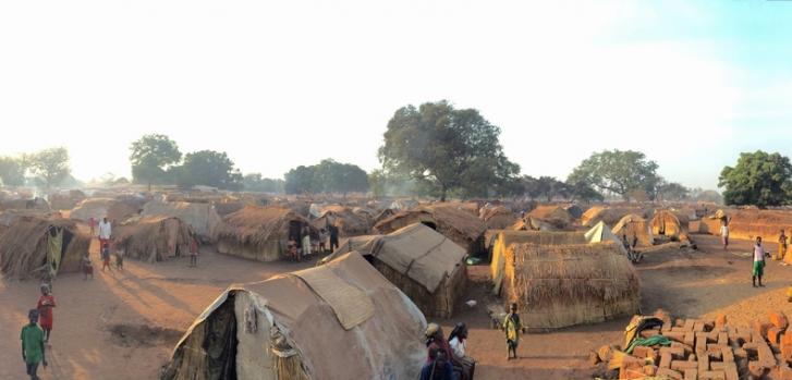 Campo de desplazados en Batangafo, Repúlica Centroafricana. © MSF/Boris Matous