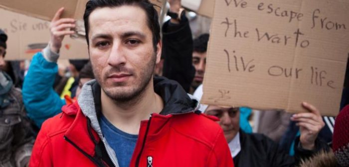 Iwath, refugiado proveniente de Irak, varado en Serbia, febrero 2016 ©Alex Yallop/MSF