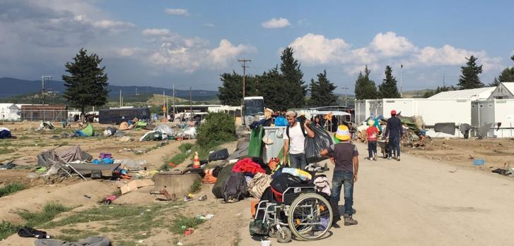 Desalojo de campo de Idomeni ©Amir Karimi/MSF