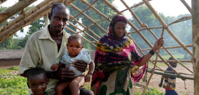 Miles de mususlmanes peuhls han sido atacados y expulsados de sus pueblos. Muchos de ellos se han refugiado en Alindao. ©Lali Cambra/MSF