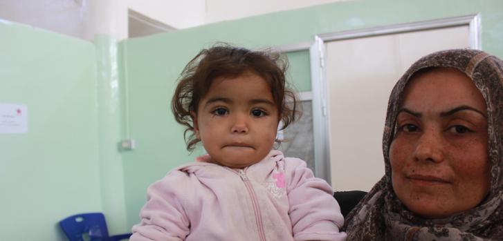 Joud tiene tres años y fue diagnosticada con talasemia, le realizan una transfusión de sangre cada 15 días.MSF/Diala Ghassan