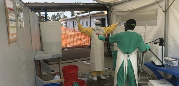 El equipo de Médicos Sin Fronteras en el centro de tratamiento del Ébola en Goma, República Democrática del Congo.Laetitia Martin/MSF